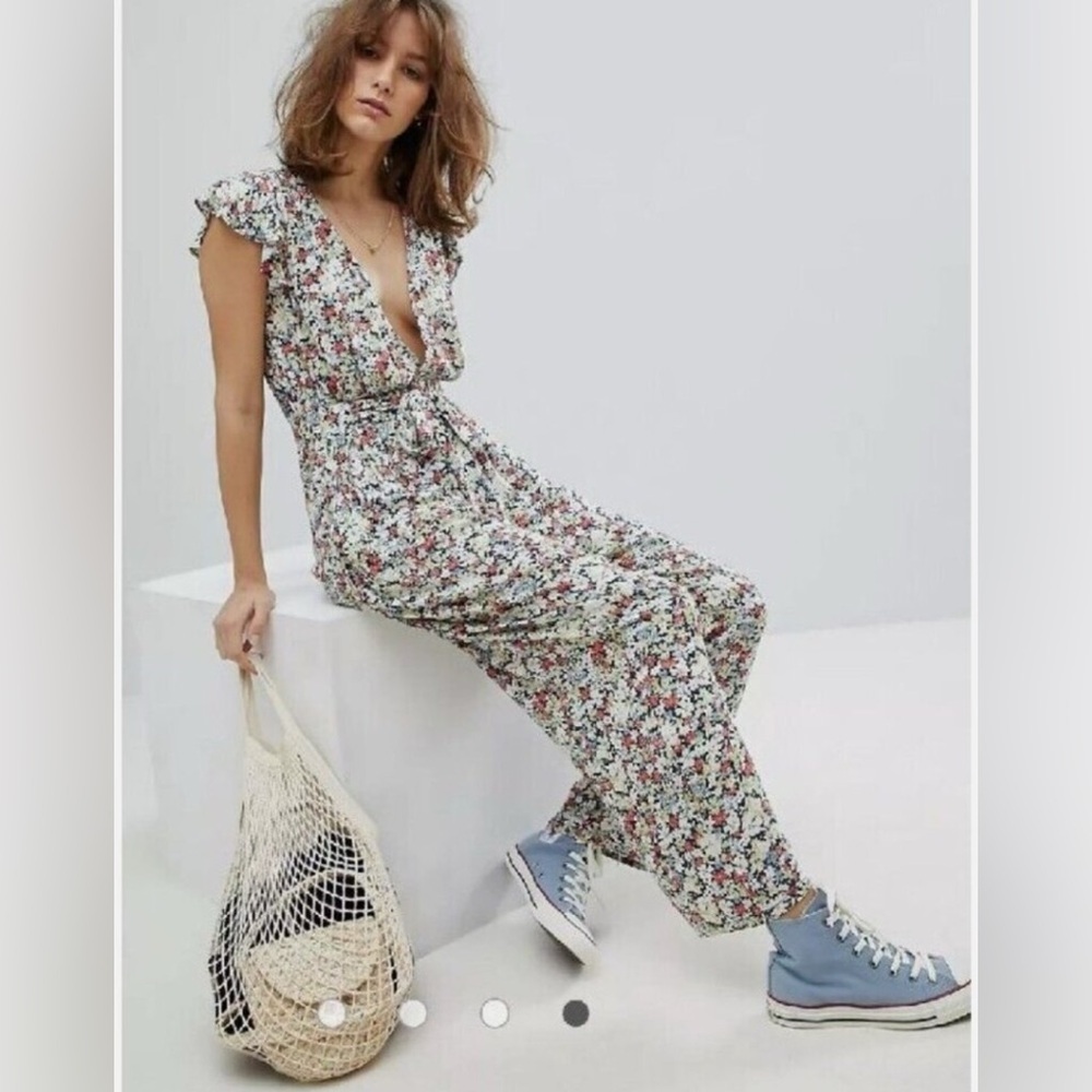 Free People Floral Ruffle Your Feathers Print Jumpsuit Sz Small
